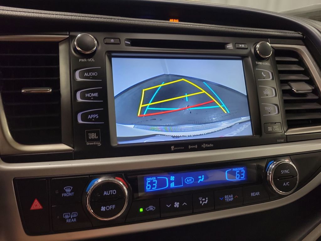 Used 2016 Toyota Highlander Limited image 17