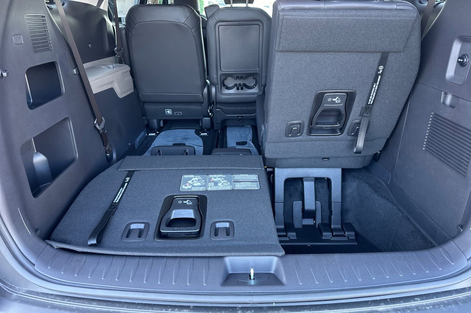 New 2026 Kia Carnival EX image 16