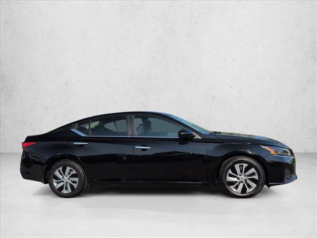 Used 2023 Nissan Altima 2.5 S FWD image 4