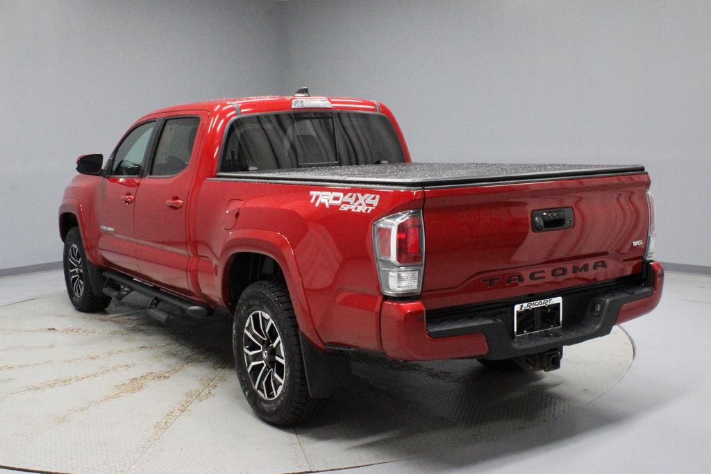Used 2022 Toyota Tacoma TRD Sport w/ TRD Premium Sport Package AWD/4WD image 10