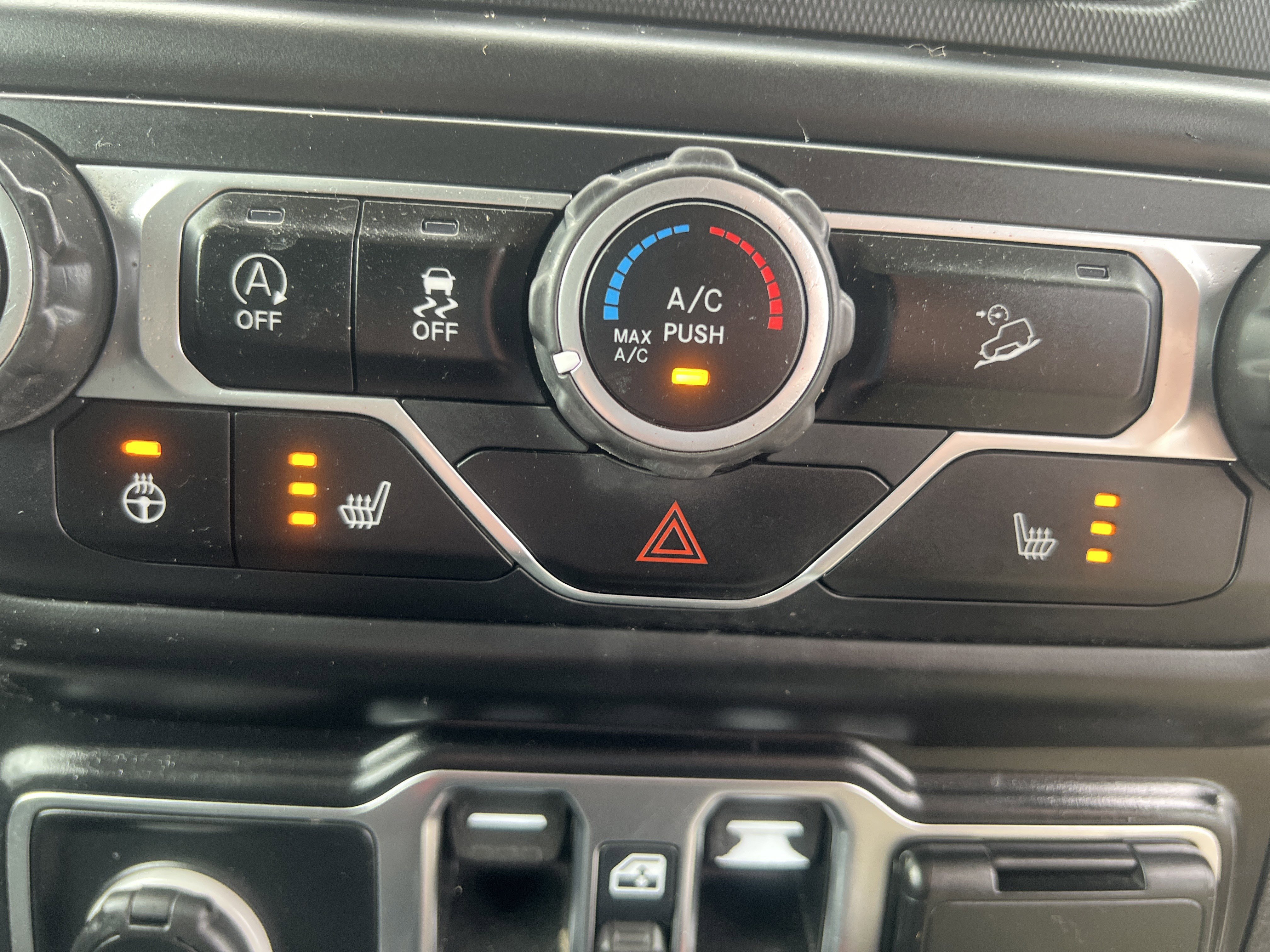 Used 2021 Jeep Wrangler Unlimited Sport w/ Cold Weather Group AWD/4WD image 27