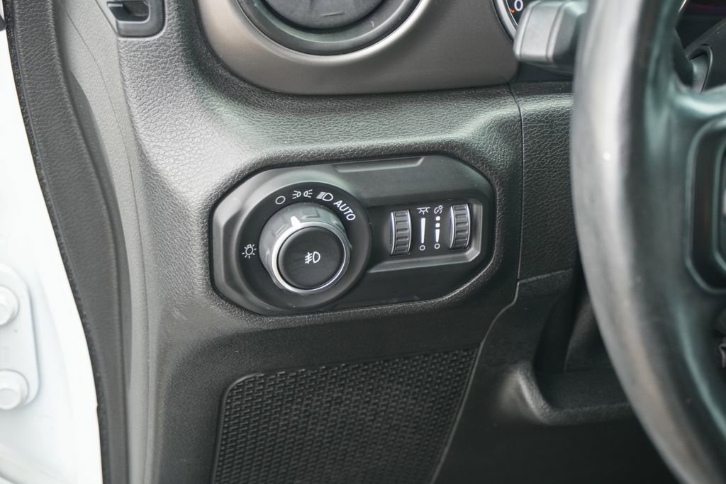 Used 2019 Jeep Wrangler Unlimited Sport S AWD/4WD image 14