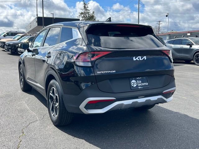 Certified 2025 Kia Sportage LX image 9
