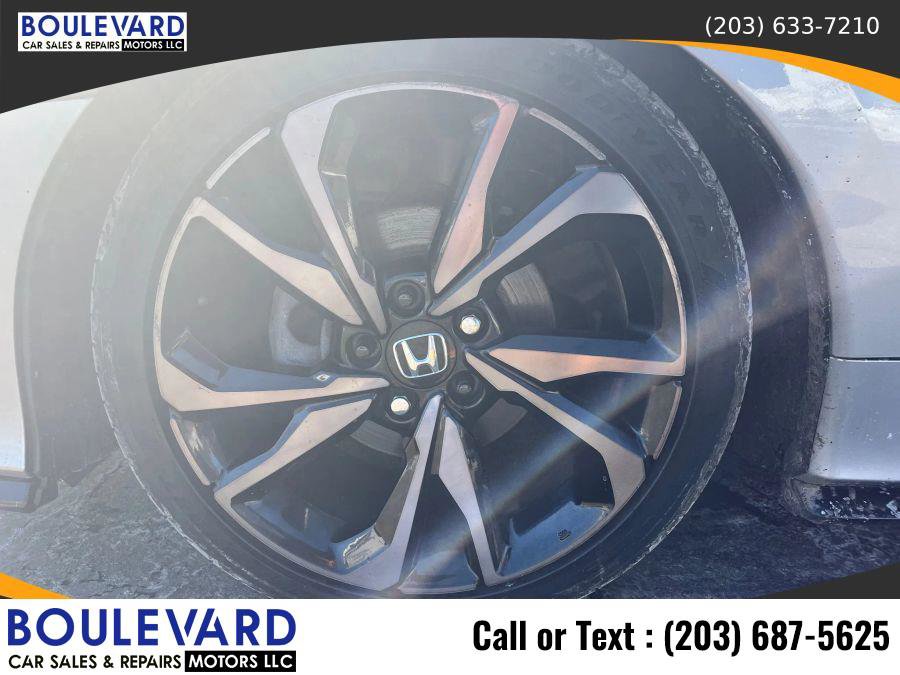 Used 2018 Honda Civic Sport image 21