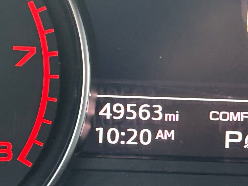 Used 2022 Audi A4 2.0T Premium w/ Convenience Package image 26