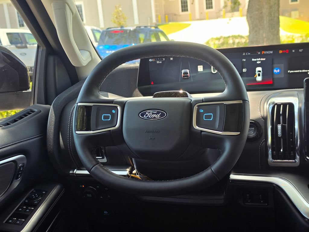 New 2026 Ford Expedition Max Platinum w/ Driver's Package AWD/4WD image 21