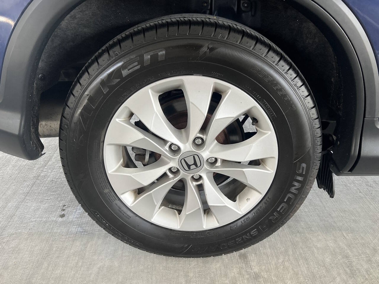 Used 2015 Honda CR-V LX image 24