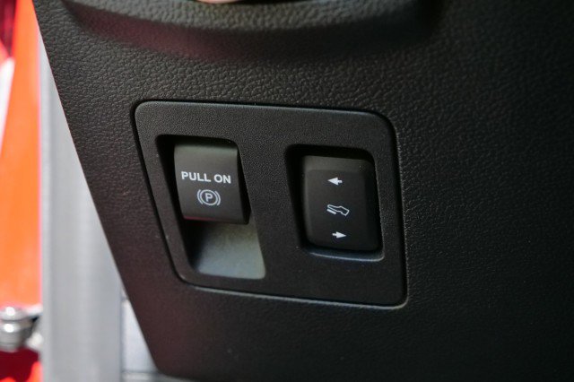 Used 2020 Ford F150 Raptor w/ Equipment Group 802A Luxury image 21