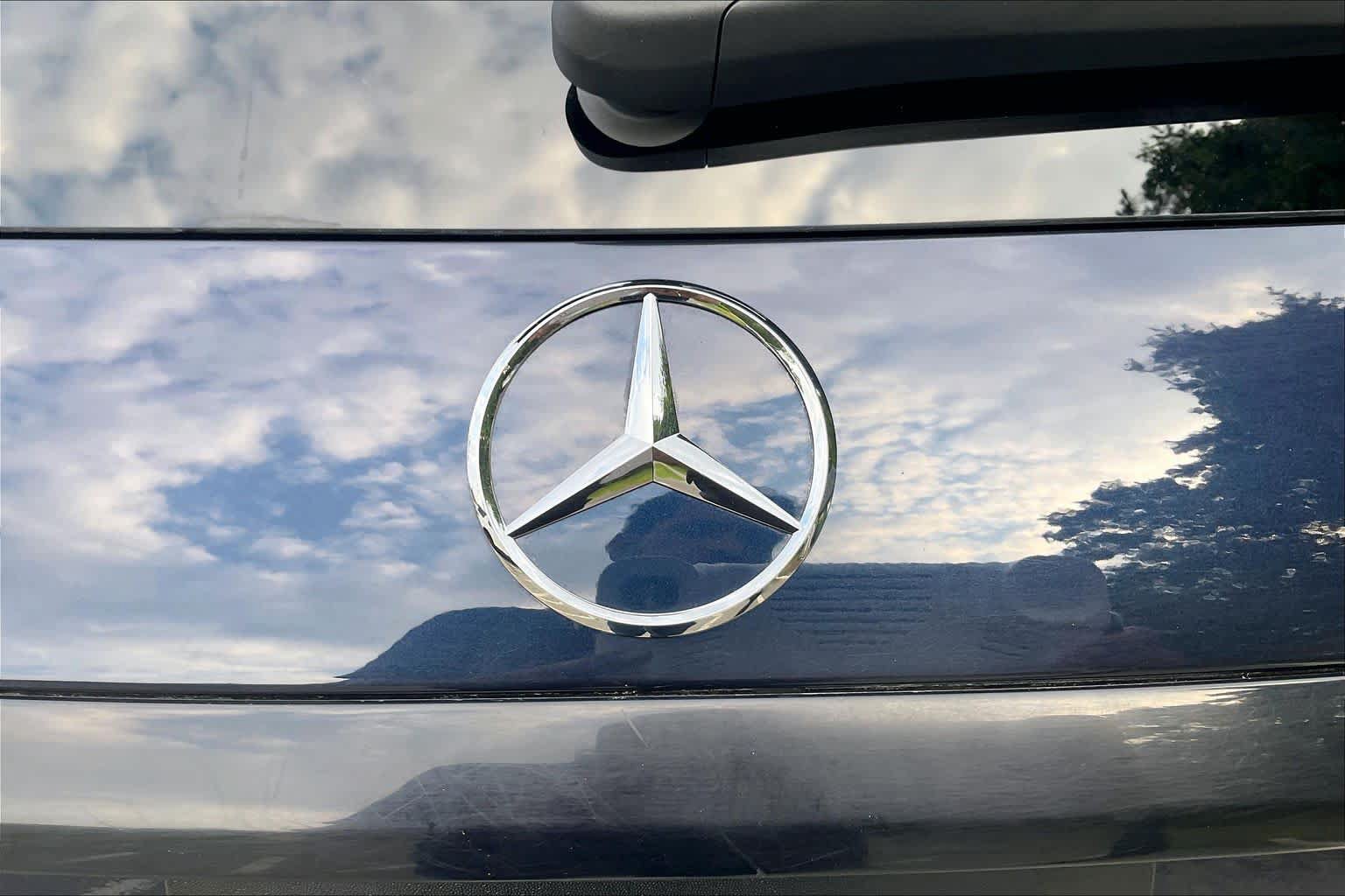 Certified 2023 Mercedes-Benz GLC 300 4MATIC image 32