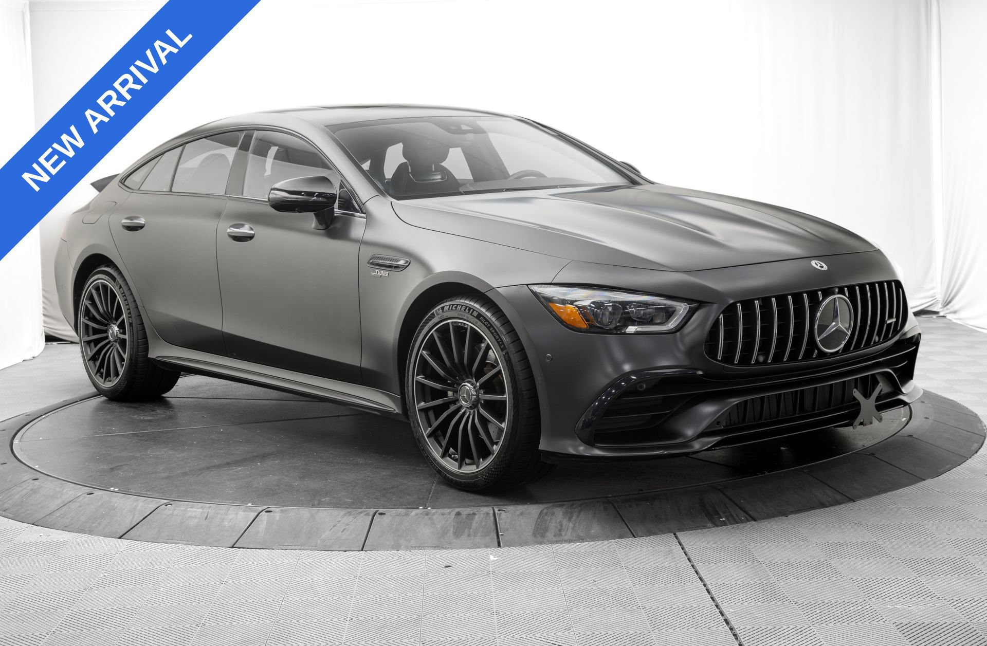 Used 2021 Mercedes-Benz AMG GT 43 image 9