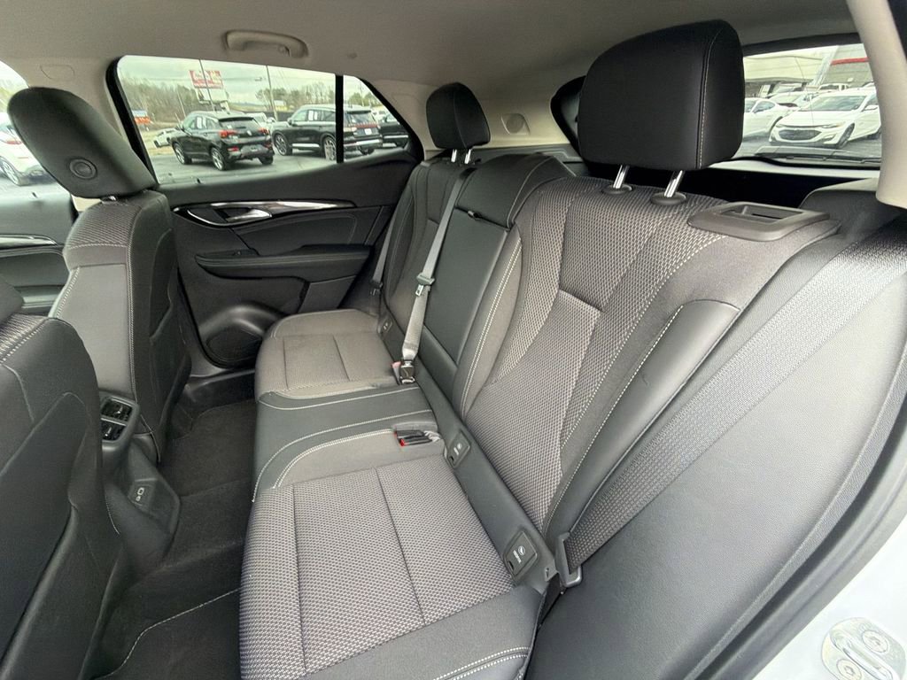 Used 2023 Buick Envision Preferred image 29