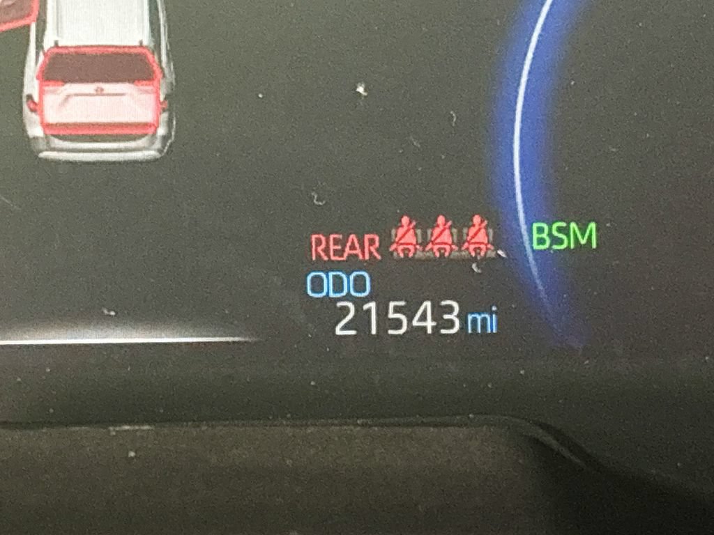 Used 2024 Toyota RAV4 LE AWD/4WD image 14