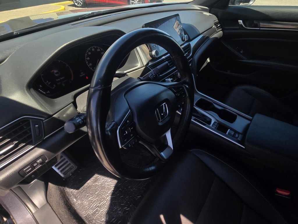 Used 2020 Honda Accord Sport image 14