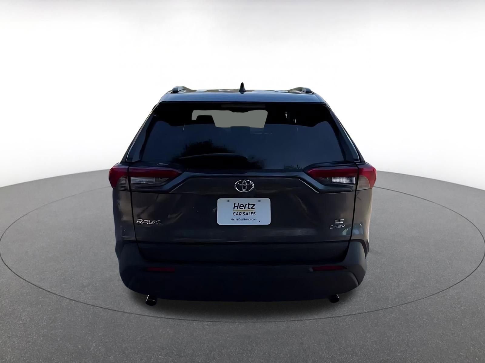Used 2025 Toyota RAV4 LE AWD/4WD image 12