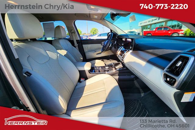 Used 2024 Kia Sorento SX Prestige AWD/4WD image 37