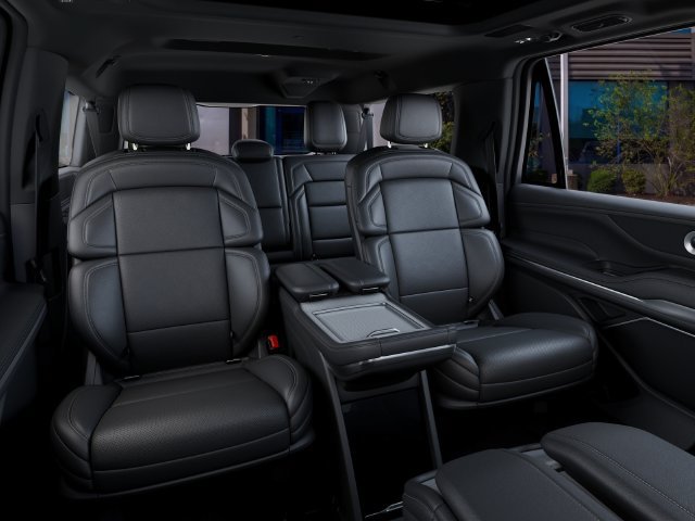 New 2027 Lincoln Navigator L Reserve w/ Jet Appearance Package AWD/4WD image 12