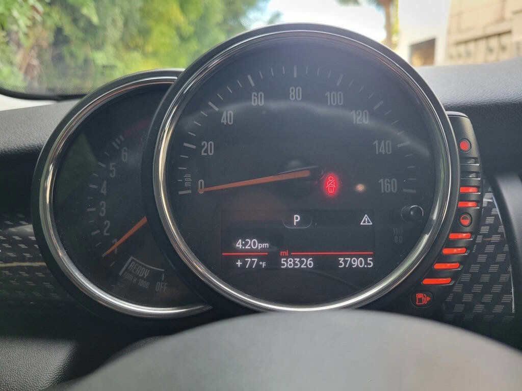 Used 2015 MINI Cooper S image 30