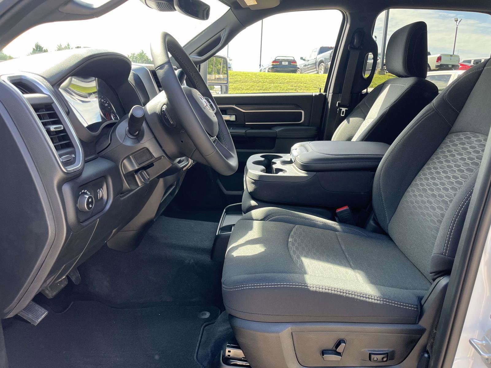 Used 2025 RAM 2500 Big Horn image 5