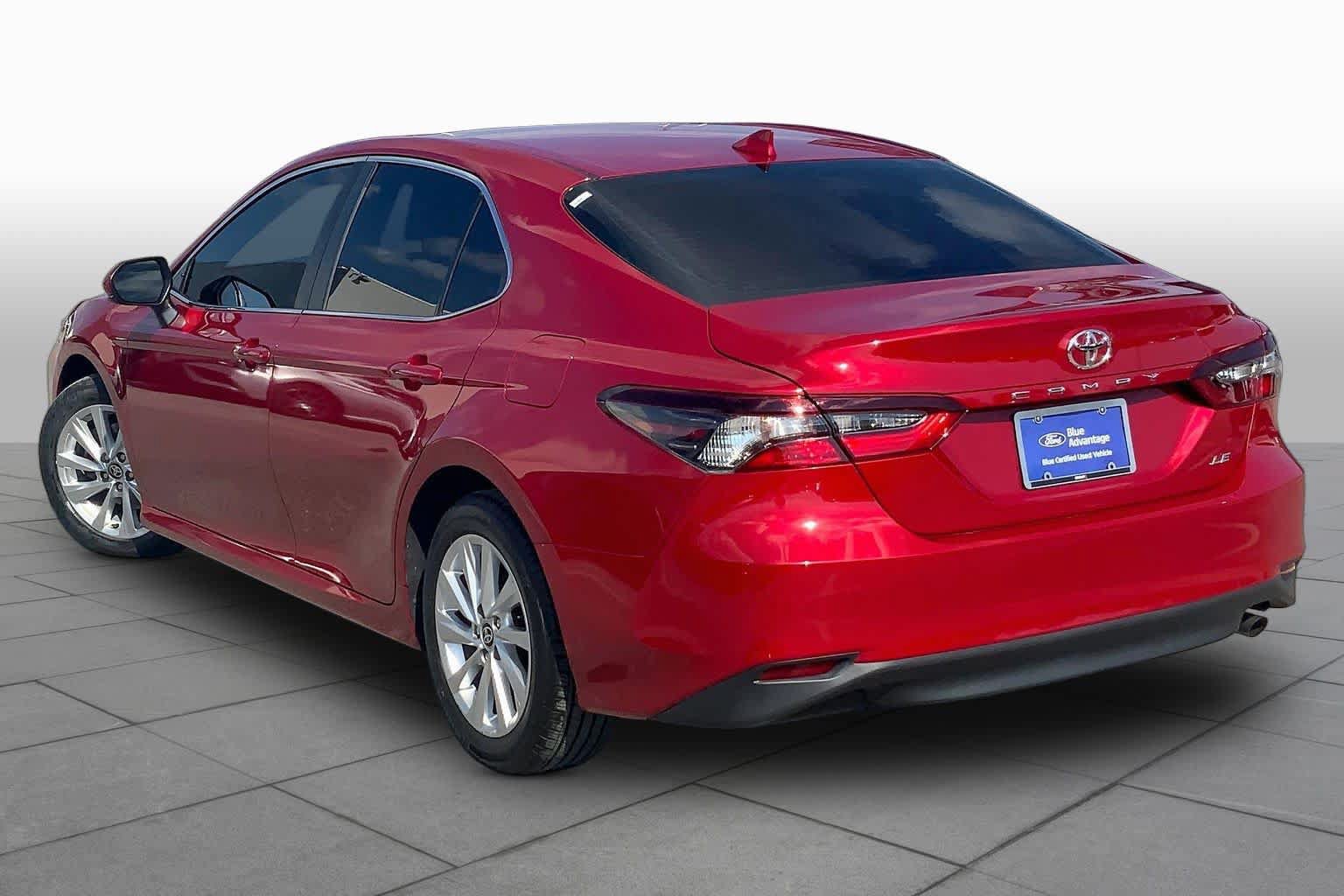 Used 2023 Toyota Camry LE FWD image 12