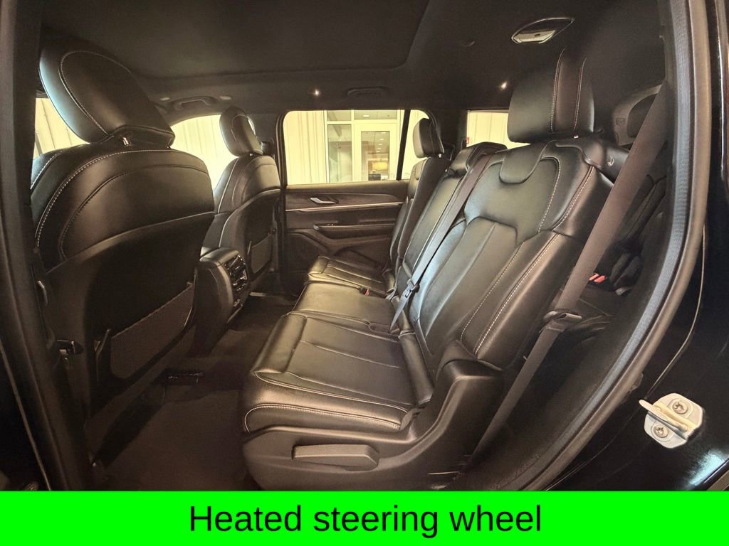 Used 2025 Jeep Grand Cherokee L Limited AWD/4WD image 14