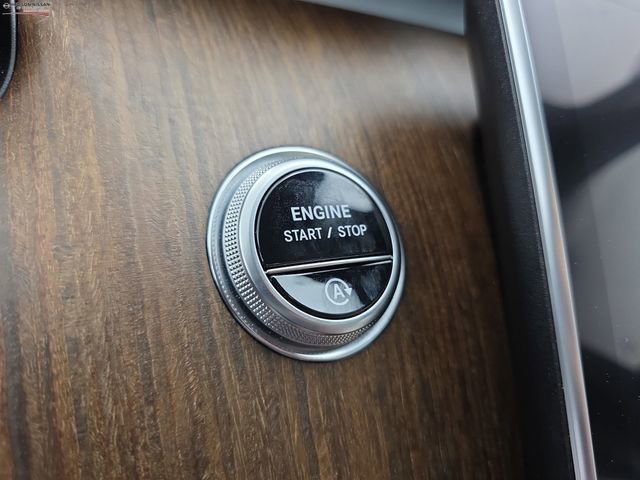 Used 2022 Mercedes-Benz C 300 C 300 image 38