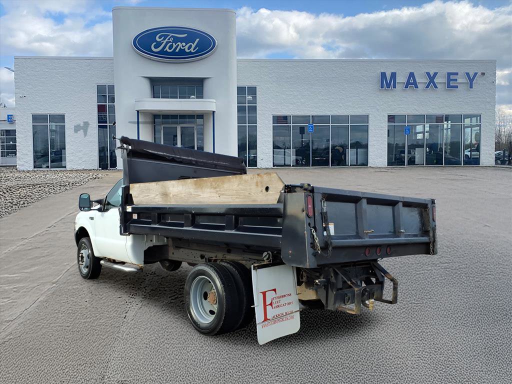 Used 1999 Ford F550 2WD Regular Cab Super Duty image 8