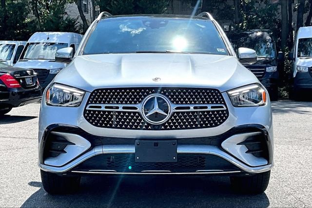Certified 2024 Mercedes-Benz GLE 450 4MATIC image 2