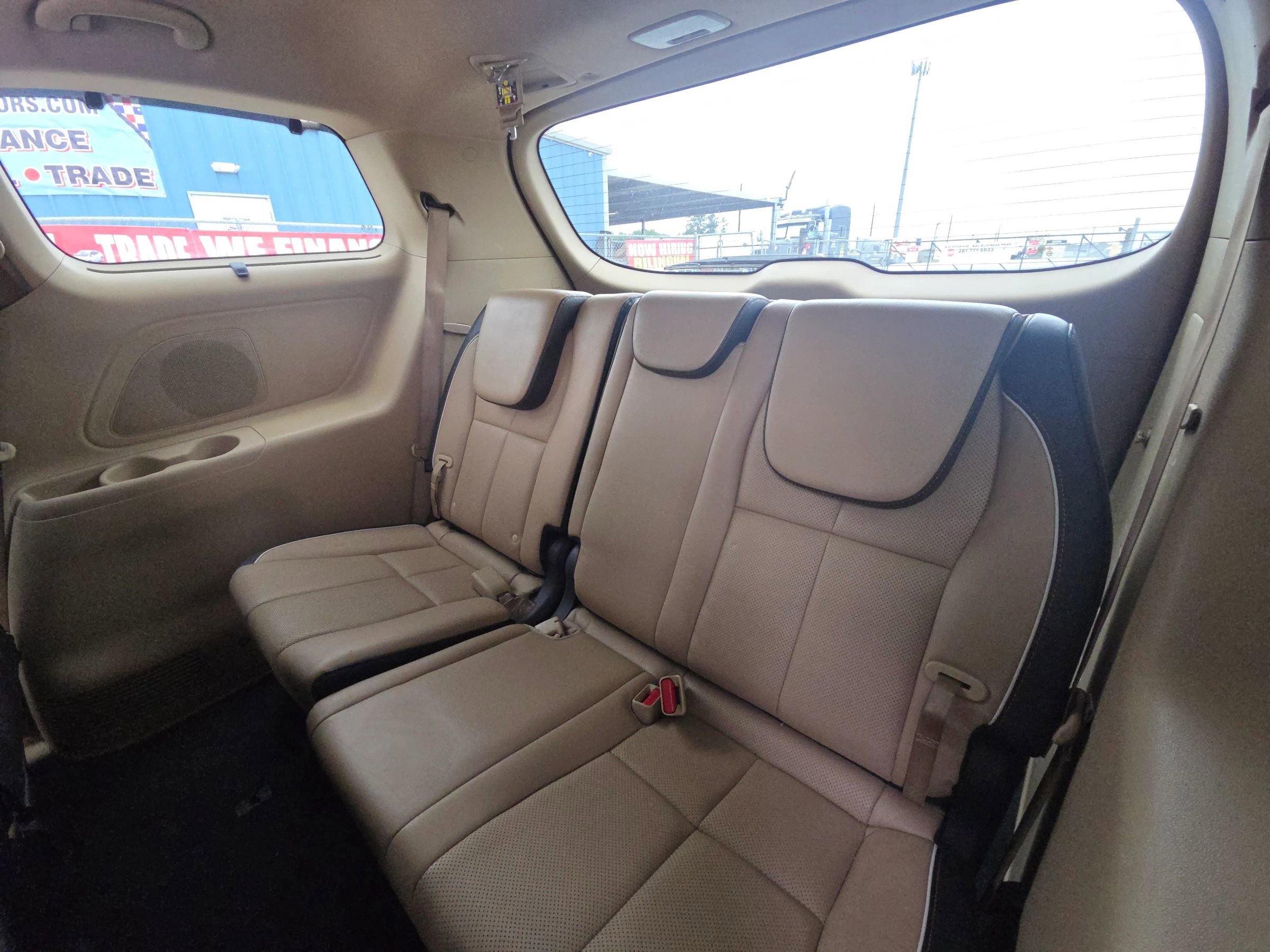 Used 2017 Kia Sedona EX image 24