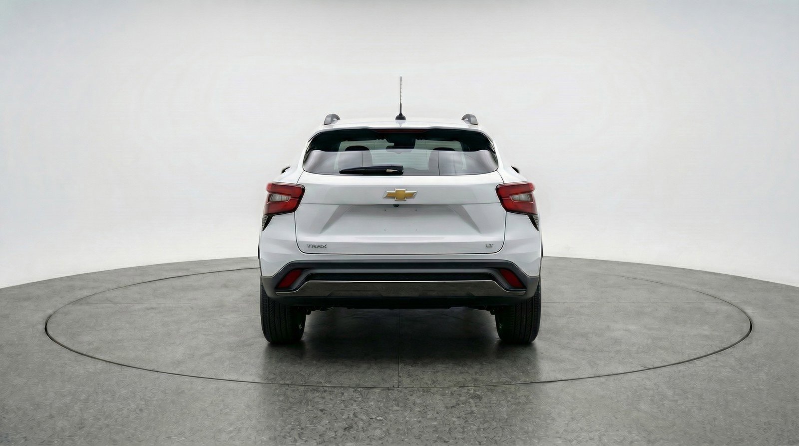 Used 2025 Chevrolet Trax LT w/ LT Convenience Package FWD image 7