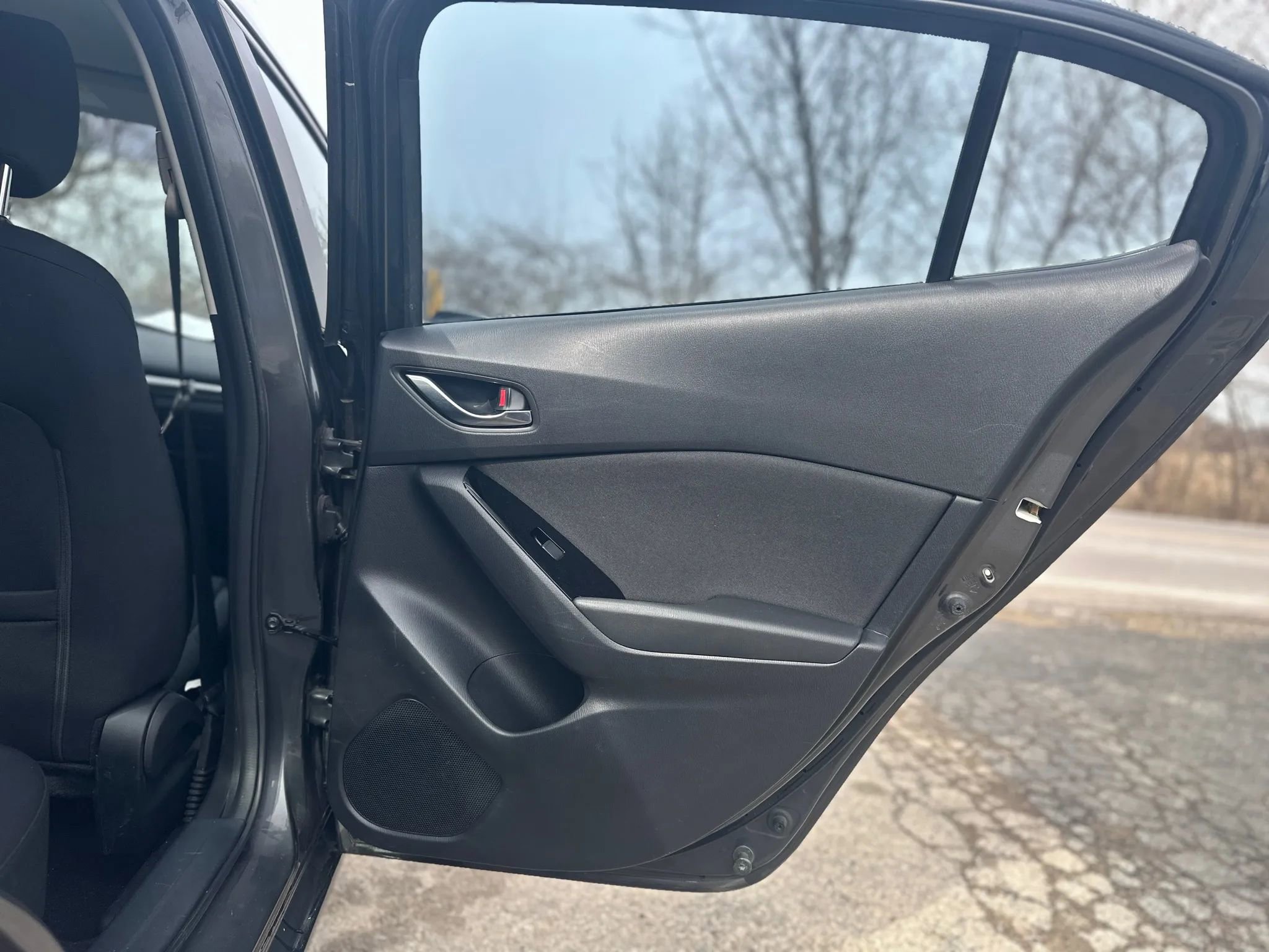 Used 2017 MAZDA MAZDA3 Sport w/ Preferred Equipment Package image 33