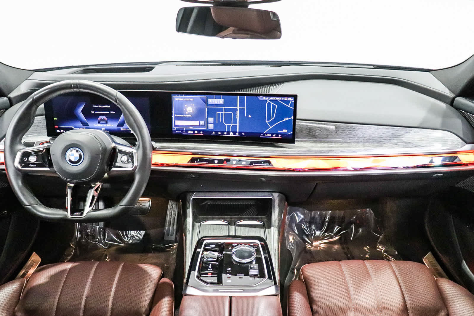 Used 2025 BMW i7 eDrive50 w/ M Sport Package RWD image 15