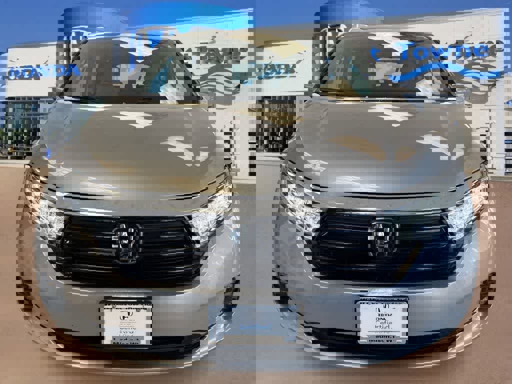 Certified 2023 Honda Odyssey EX-L image 3