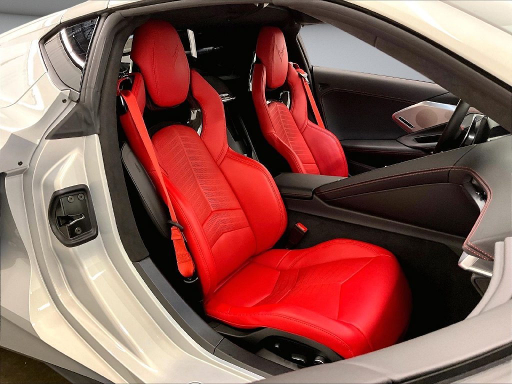 Used 2022 Chevrolet Corvette Stingray Premium Cpe w/ Z51 Performance Package RWD image 26
