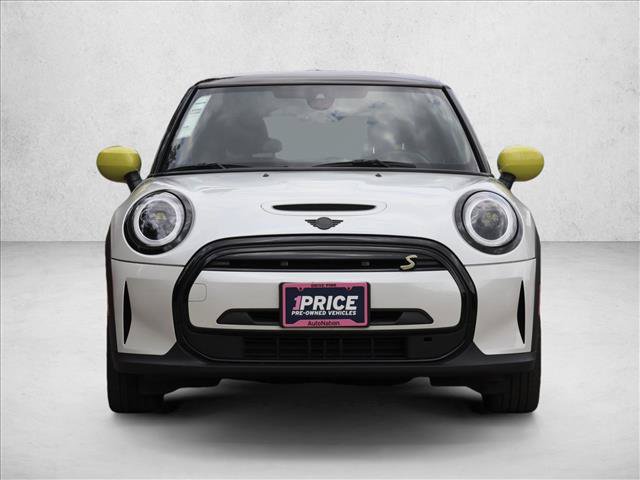 Used 2024 MINI Cooper SE w/ Signature Upholstery Package FWD image 2