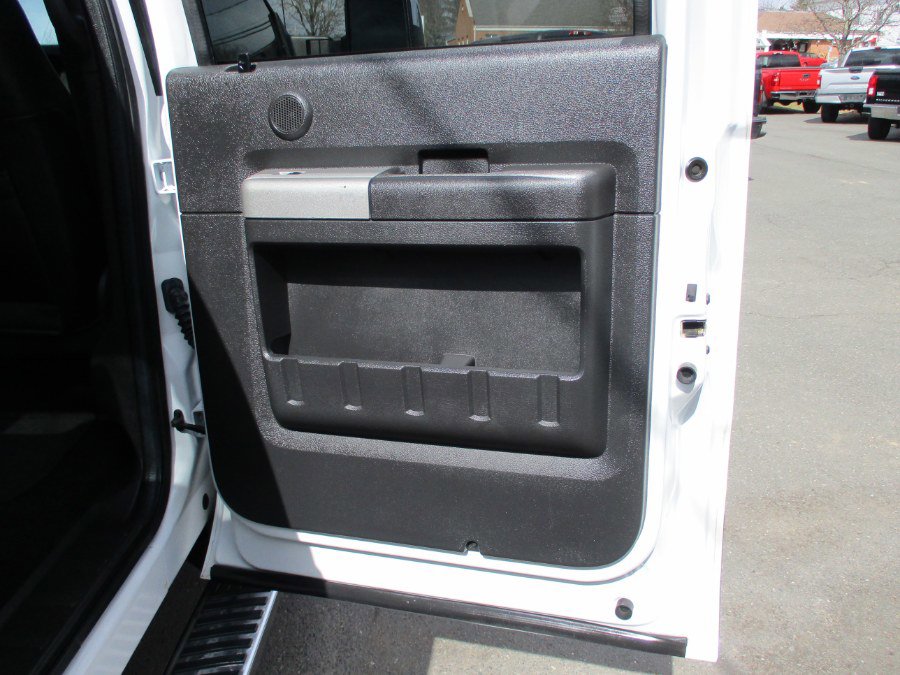 Used 2015 Ford F350 Lariat image 28