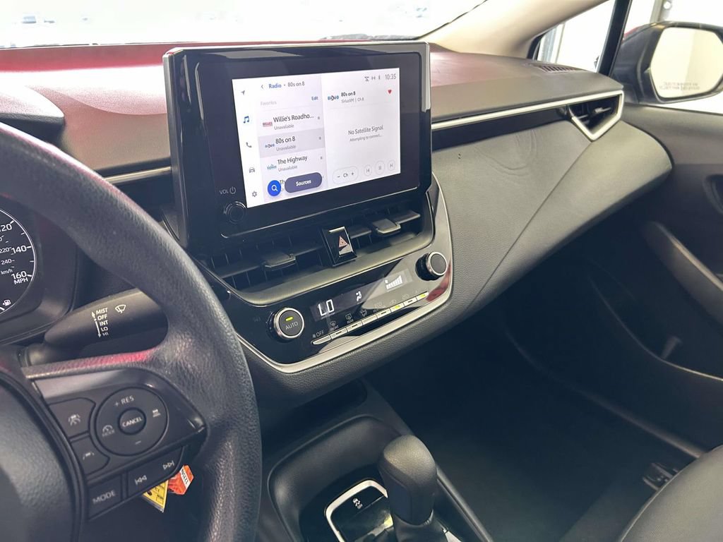 Used 2024 Toyota Corolla LE FWD image 22