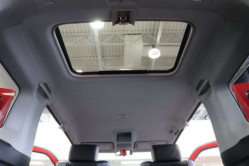 Used 2005 Honda Element EX image 76