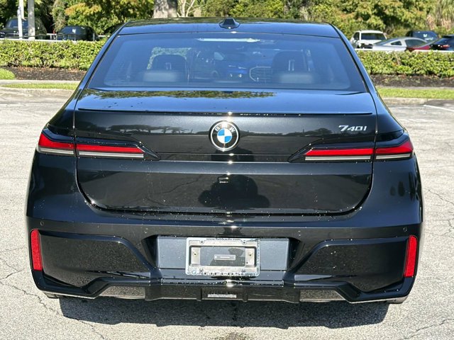 New 2026 BMW 740i RWD image 4