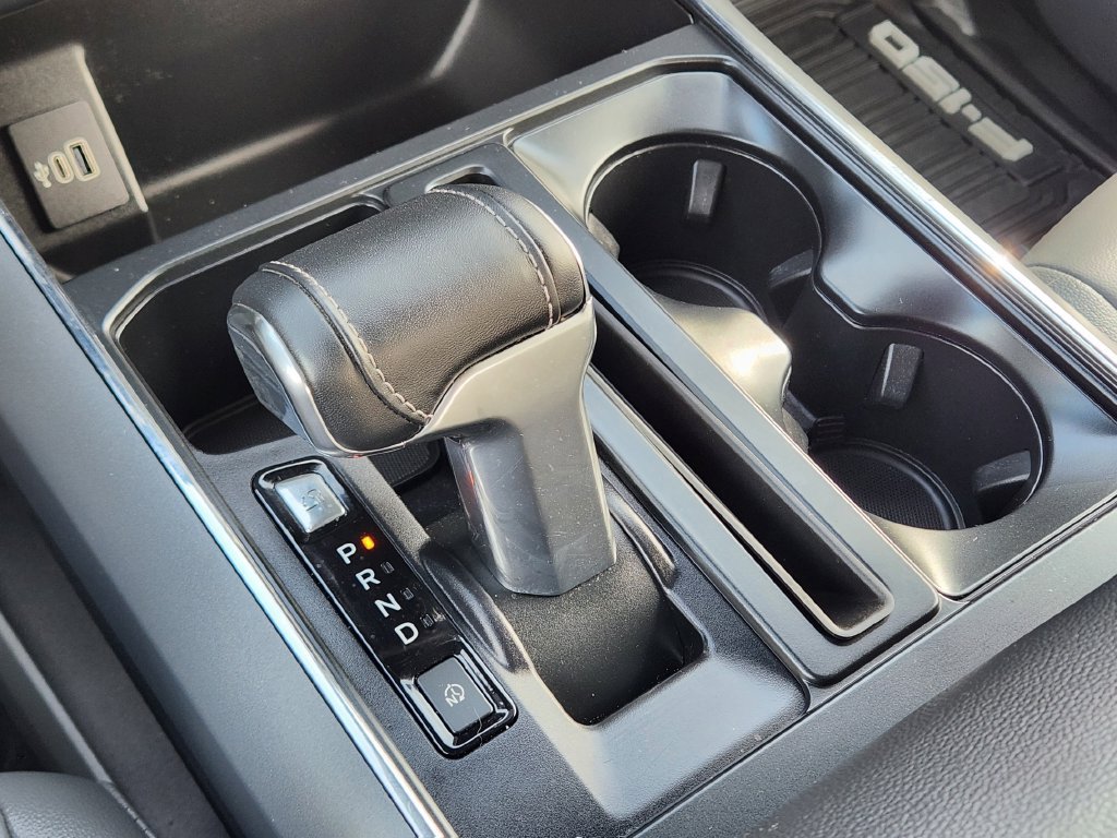 Used 2025 Ford F150 Lightning Flash AWD/4WD image 24