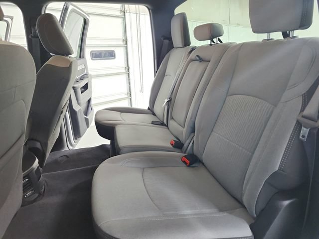 Used 2024 RAM 2500 Big Horn AWD/4WD image 33