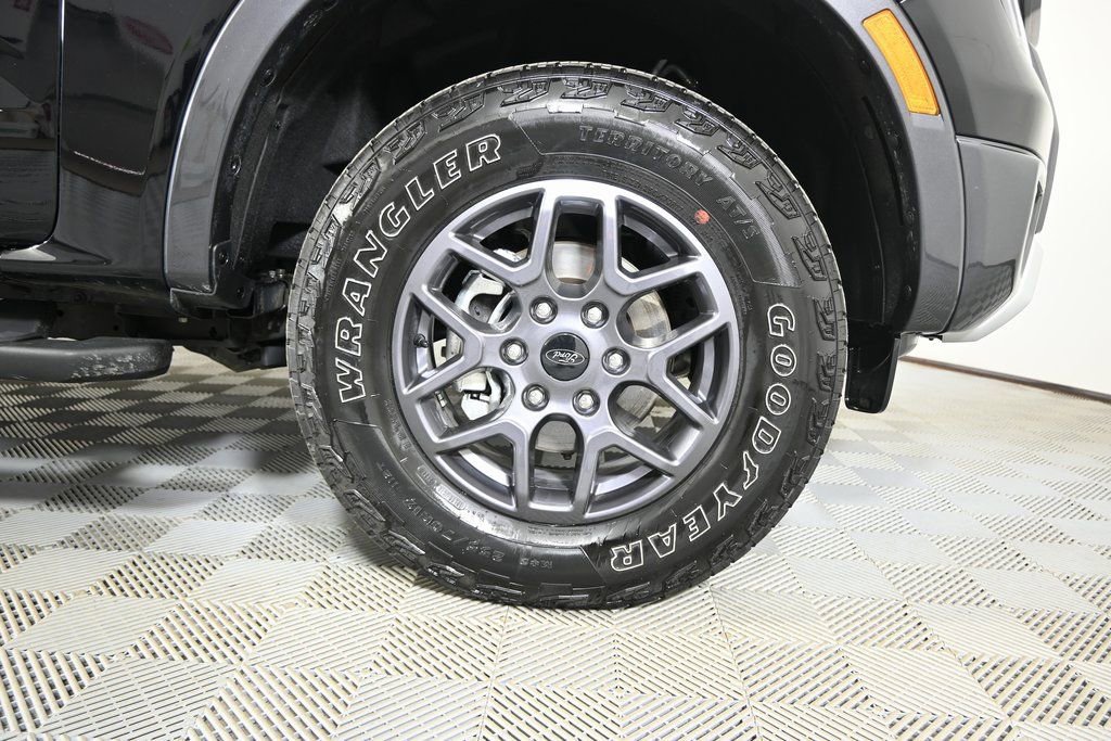 Used 2024 Ford Ranger XLT w/ FX4 Off-Road Package image 12