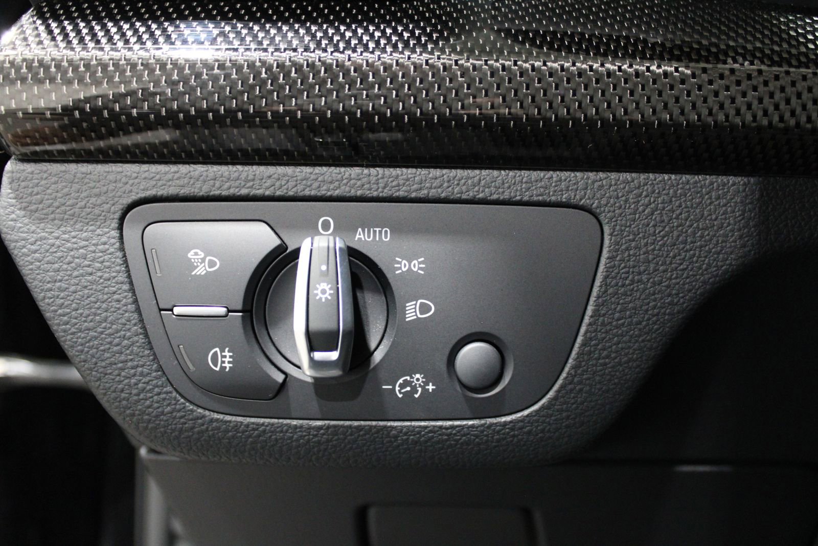 Used 2022 Audi SQ5 Premium w/ Convenience Package image 28