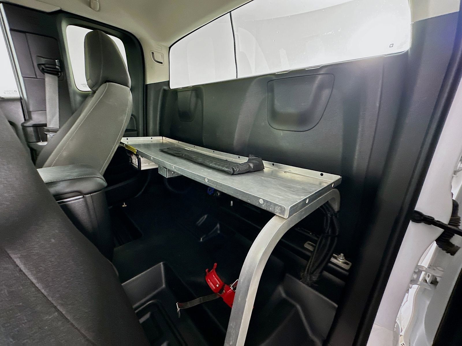 Used 2021 Chevrolet Colorado LT w/ Fleet Safety Package AWD/4WD image 24