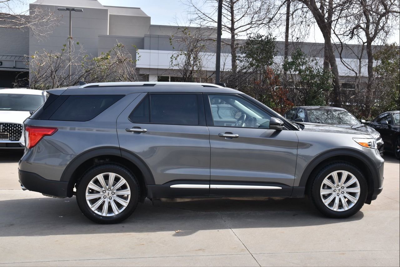 Used 2023 Ford Explorer Limited w/ Limited Technology Package image 4