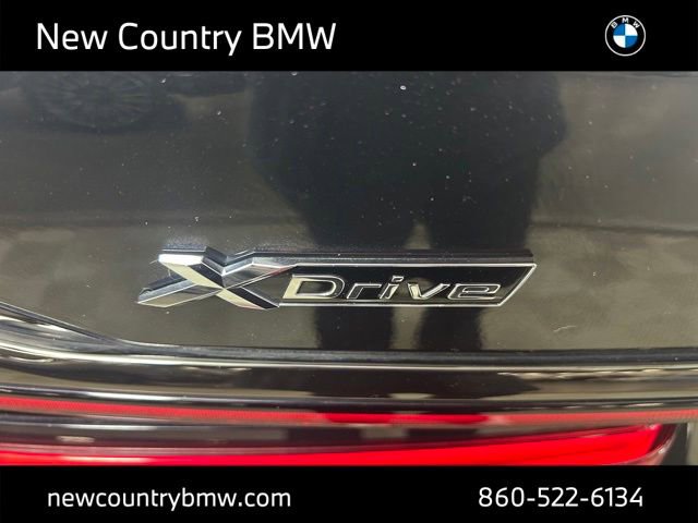 Used 2022 BMW 750i xDrive w/ Executive Package AWD/4WD image 10