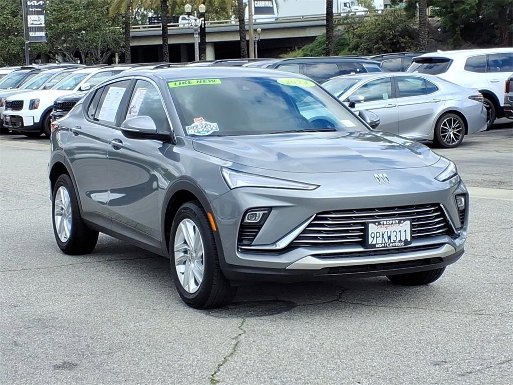 Used 2024 Buick Envista Preferred image 3