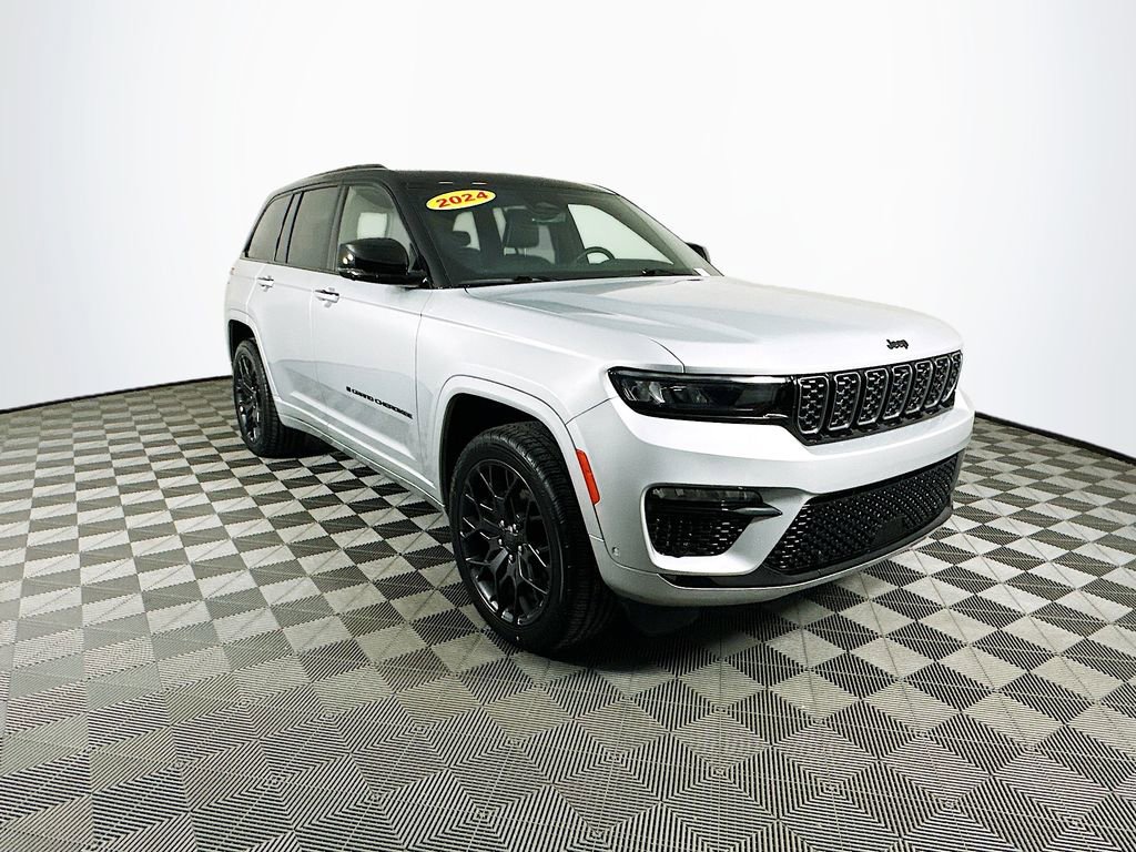 Certified 2024 Jeep Grand Cherokee Summit w/ High Altitude Package image 2