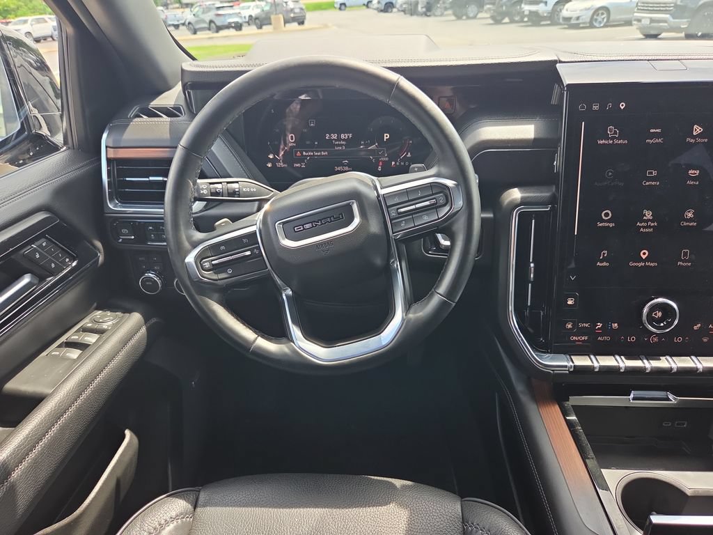 Certified 2025 GMC Yukon Denali AWD/4WD image 12