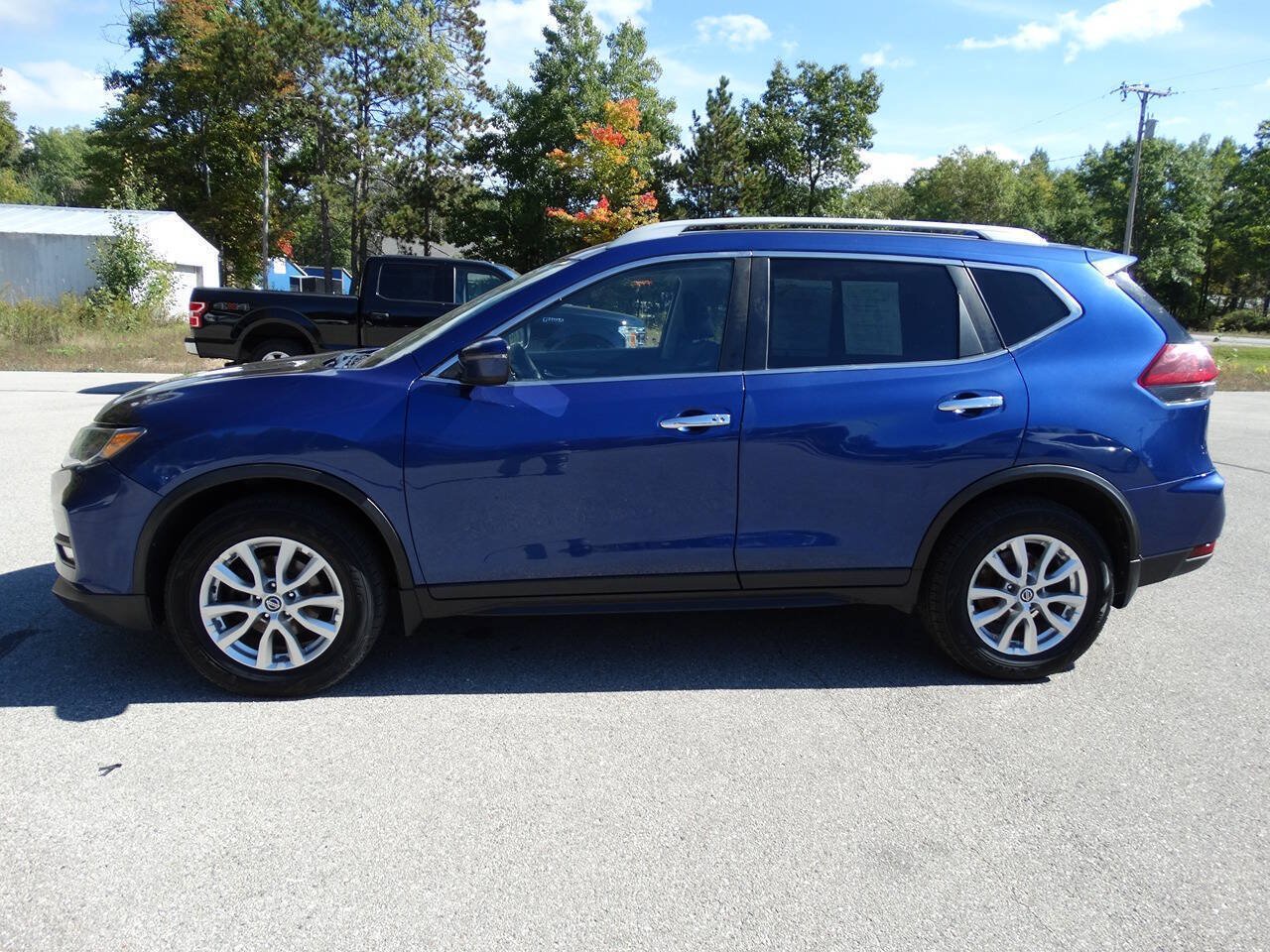 Used 2020 Nissan Rogue AWD w/ SV Moonroof Package image 7