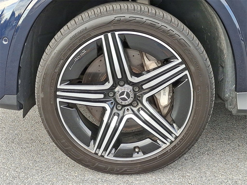 Used 2023 Mercedes-Benz GLC 300 4MATIC image 9